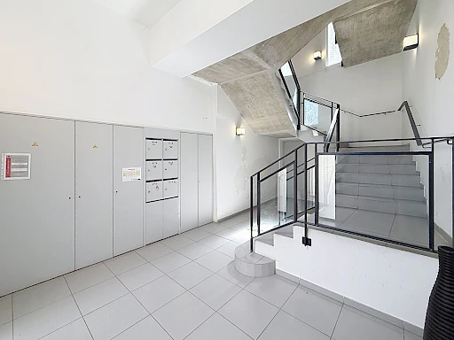 Immeuble Avignon 19 pièce(s) 468.87 m2 - 6 logements et 6 parkings - 2