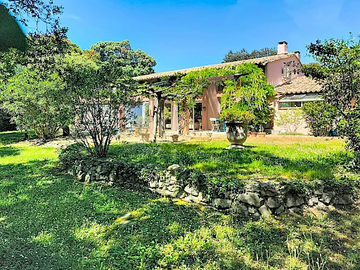Maison d'architecte d'exception 260 m² -Plein sud -Piscine intérieure - Calme absolu - 1