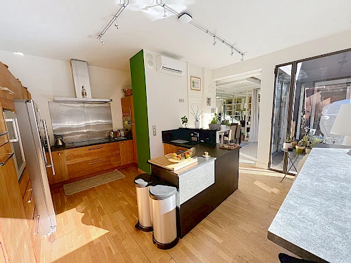 Maison Villeneuve Les Avignon 8 pièce(s) 275 m2 - 18