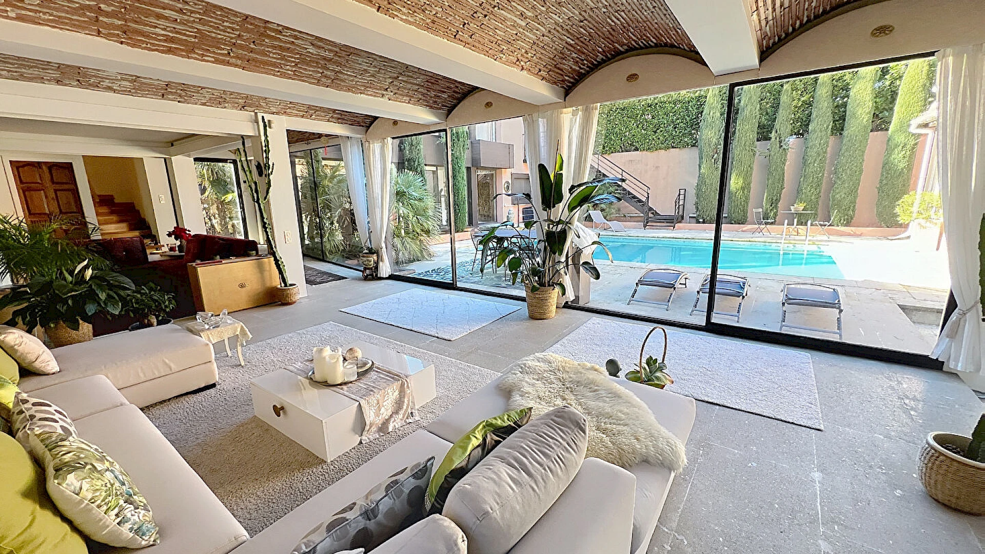 Maison Villeneuve Les Avignon 8 pièce(s) 275 m2