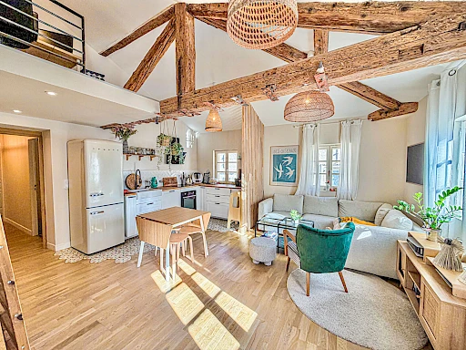 T3 A VENDRE AVIGNON intra-muros zone piétonne- 3 pièces - 78 m2 - 2