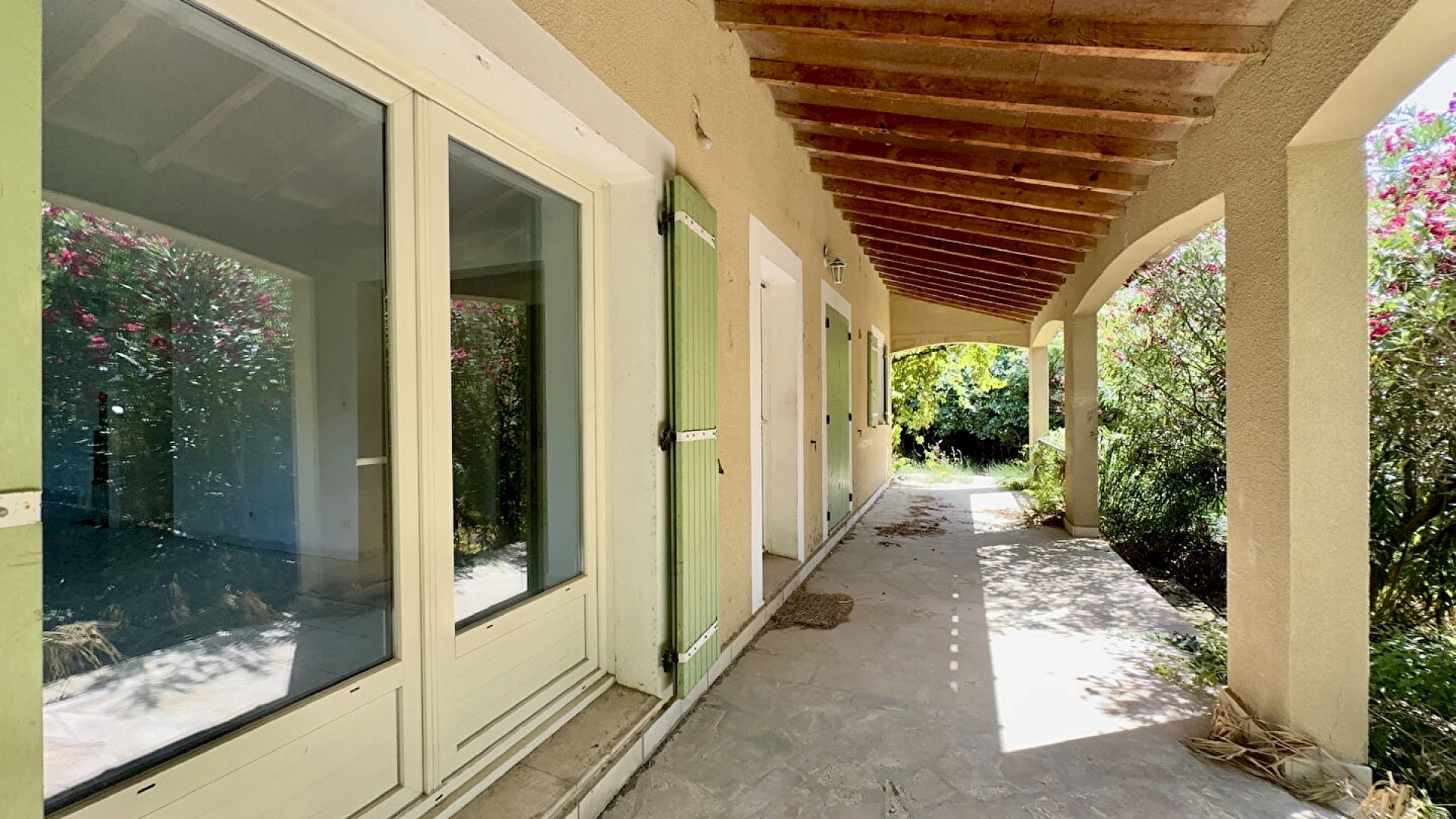 Maison Roquemaure 4 pièce(s) 120 m2