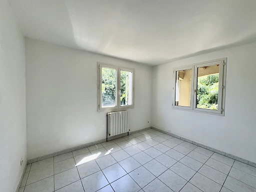 Maison Roquemaure 4 pièce(s) 120 m2 - 9