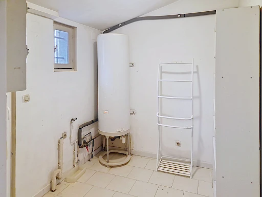 Maison Les Angles 4 pièce(s) 110 m2 plus garage sur une parcelle de 485 m². - 16