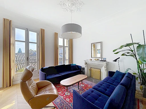 VENTE A TERME Avignon intra-muros, spacieux appartement  de 5 pièces à vendre , dernier étage, vue dégagée - 5