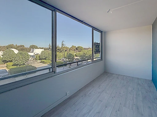À vendre, appartement T3 de 71 m² (61 m² Carrez) Résidence avec ascenseur - 2