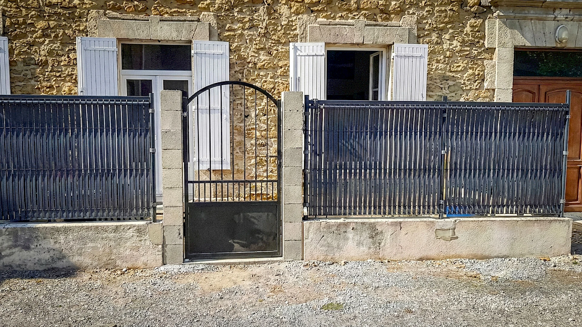 Appartement Althen Les Paluds 2 pièce(s) 61 m2