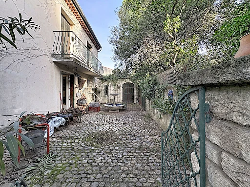 Maison Villeneuve Les Avignon 6 pièce(s) 219.50 m2 - 17