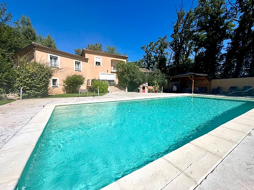 Villa Vedene 8 pièce(s) 230 m2 - proche du golf