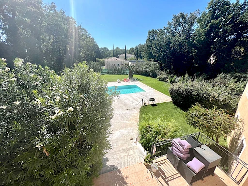 Villa Vedene 8 pièce(s) 230 m2 - proche du golf - 15