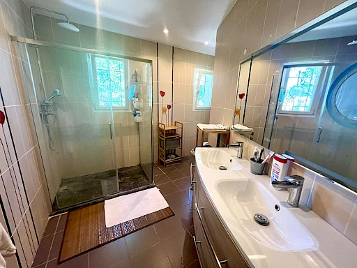 Villa Vedene 8 pièce(s) 230 m2 - proche du golf - 14