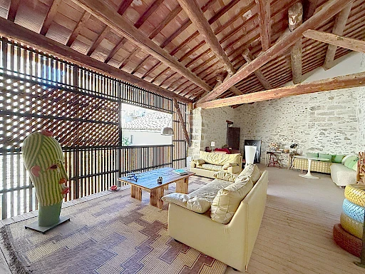 Maison  de caractère en centre historique d'Aramon 6 pièce(s) 235 m2 - 6