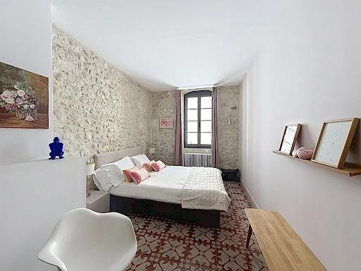 Maison  de caractère en centre historique d'Aramon 6 pièce(s) 235 m2 - 12