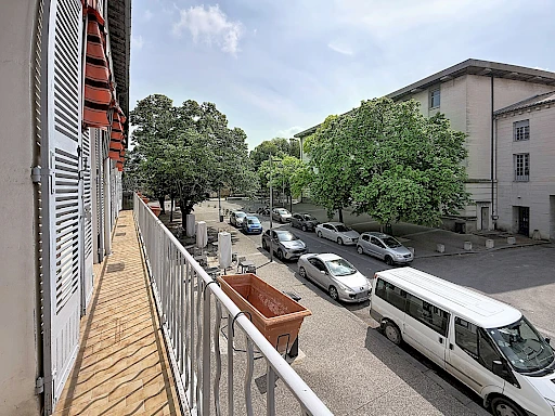Appartement Avignon 6 pièce(s) 121 m2 - 2