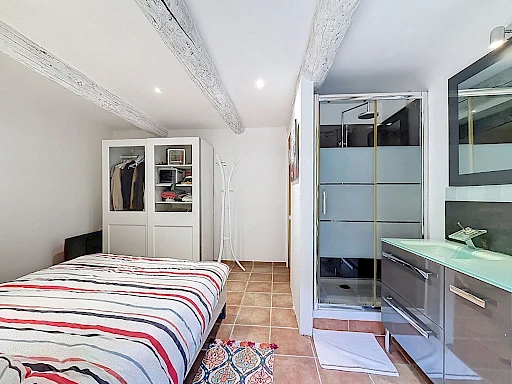 Pujaut centre, maison rénovée 5 chambres, extérieur sans vis-à-vis - 13