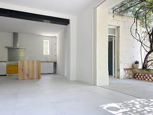 À Vendre - Élégante Maison Bourgeoise de 1902 - Proche Avignon - 7