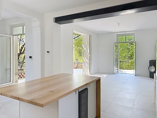 À Vendre - Élégante Maison Bourgeoise de 1902 - Proche Avignon - 6