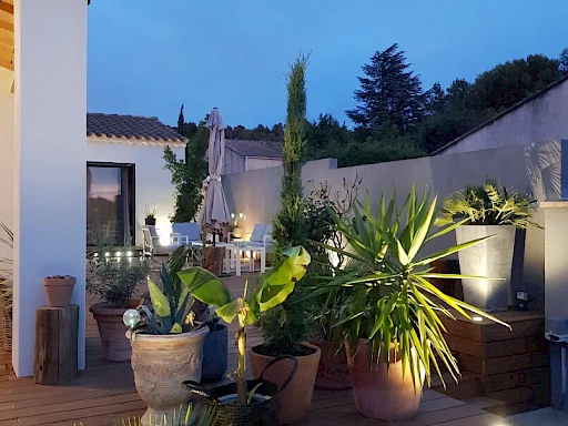 Maison Pujaut 4 pièce(s) 147 m2 de plain-pied sur une parcelle de 934 m² avec piscine et pool-house - 3