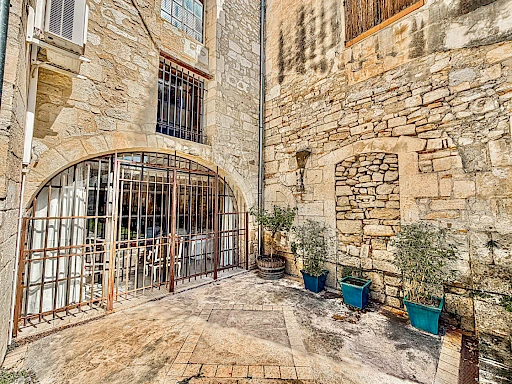 Maison Tarascon 11 pièce(s) 407 m2 - 3