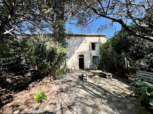 Maison Sorgues 7 pièce(s) 170 m2+ hangar 180 m² - 1