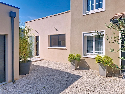 Maison Les Angles 5 pièce(s) 140 m2  plus garage sur 397 m² de terrain avec piscine. - 16