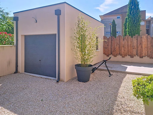 Maison Les Angles 5 pièce(s) 140 m2  plus garage sur 397 m² de terrain avec piscine. - 18