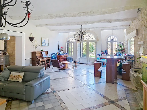 Mas Pujaut 6 pièce(s) 313 m2 sur 4540 m² avec piscine. - 14
