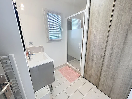 Maison Rochefort  Du Gard 5 pièce(s) 103 m2 - 8