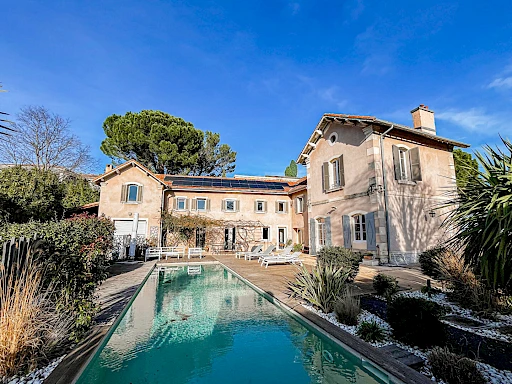 Maison Villeneuve Les Avignon 5 pièce(s) 264 m2 - 1