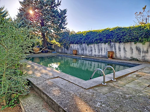Maison Villeneuve Les Avignon 5 pièce(s) 175 m2 suer 1088 m² de terrain avec piscine - 3