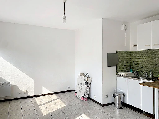 Appartement Avignon 1 pièce 25.08 m2 IM Horloge