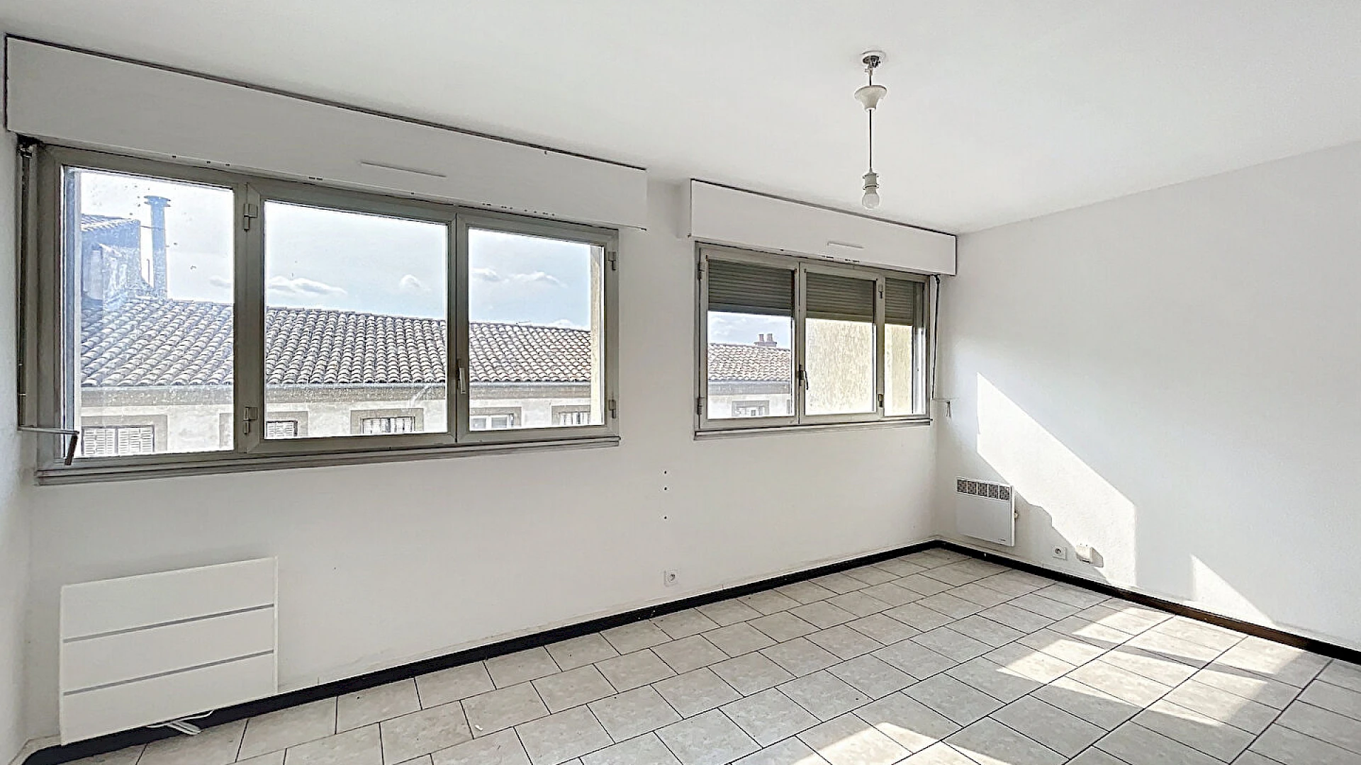 Appartement Avignon 1 pièce 25.08 m2 IM Horloge