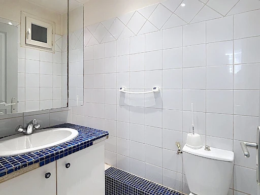 A LOUER AVIGNON INTRAMUROS (84000) : appartement 1 pièce bis - meublé - secteur carreterie - 5