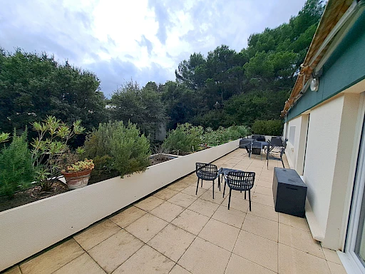 Appartement Villeneuve Les Avignon 4 pièce(s) 113.77 m2 - Bien d'Exception - Meublé - 3