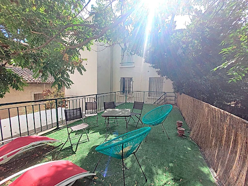 A LOUER AVIGNON INTRAMUROS ( 84000 ) : un studio non meublé - climatisé - avec terrasse commune ! - 6