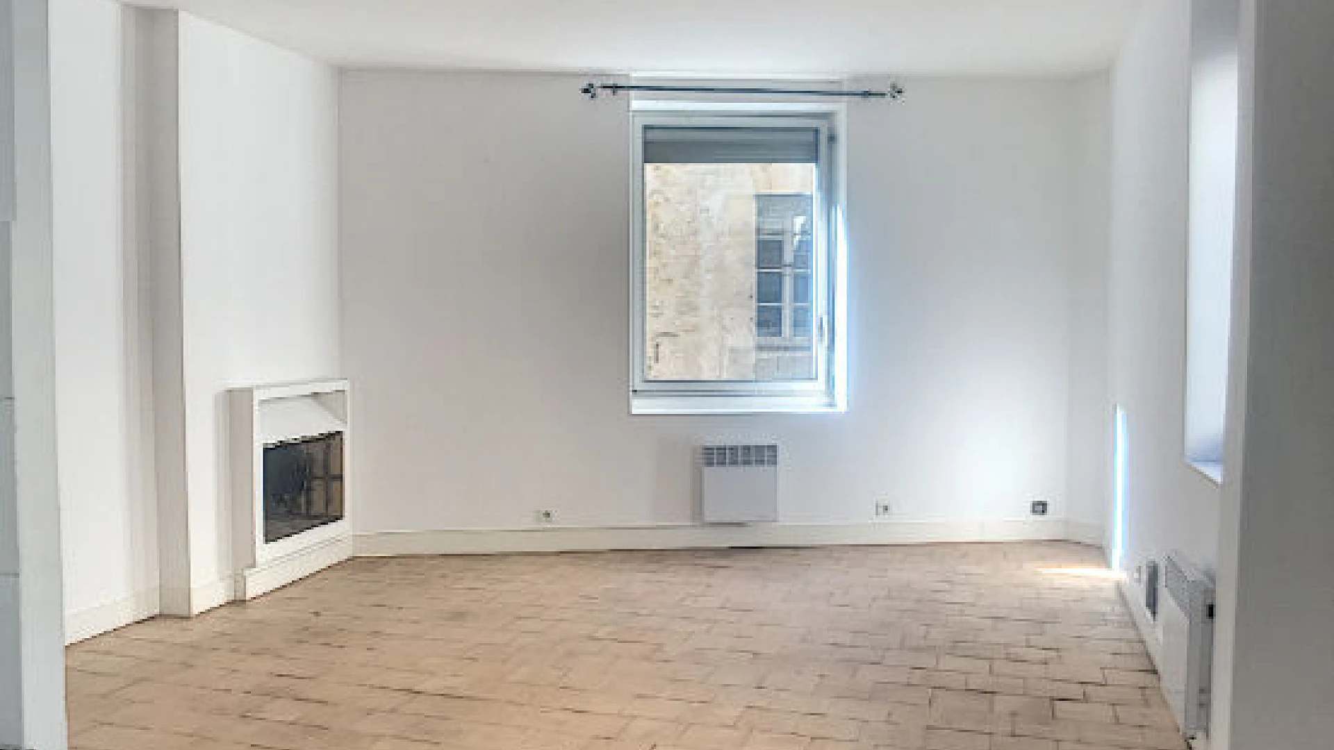 A LOUER AVIGNON INTRAMUROS (84000) : charmant appartement T1 BIS - quartier grande fusterie