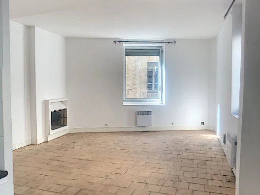 A LOUER AVIGNON INTRAMUROS (84000) : charmant appartement T1 BIS - quartier grande fusterie