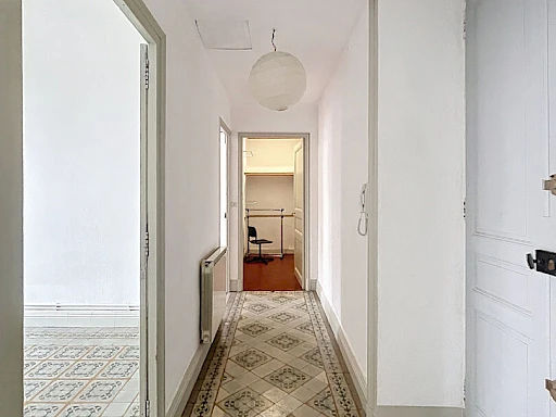 A LOUER AVIGNON INTRAMUROS ( 84 000 ) : charmant et spacieux appartement 3 pièces ! - 6
