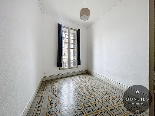 A LOUER AVIGNON INTRAMUROS ( 84 000 ) : charmant et spacieux appartement 3 pièces ! - 5