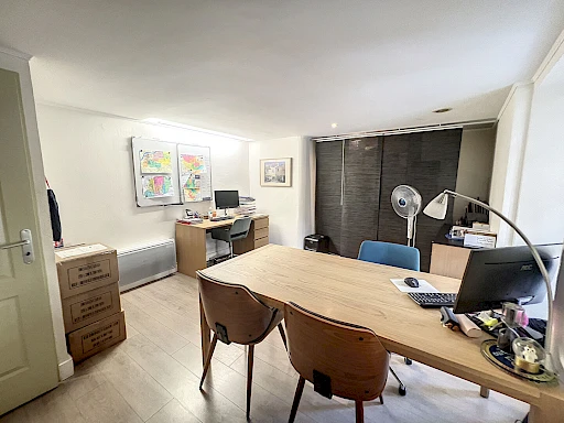 Bureaux Avignon Intra Muros 5 pièce(s) 75 m2 - 5